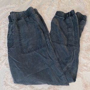 American Eagle pants